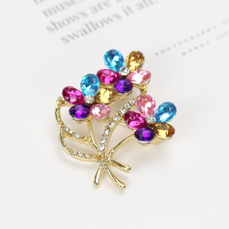 

Women Color Crystal Floral Branch Clothes Brooch Alloy Flower Scarf Knitted Sweater Suit Collar Pin Female Plant Backpack Skirt Bag Clothing Badge Accessories