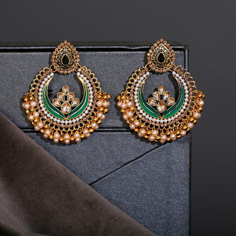 

Dangle & Chandelier Classic Elegant Women's Green Dripping Oil Earrings Bijoux Summer Gypsy Pearl Beads Bollywood Wedding HangersDangle