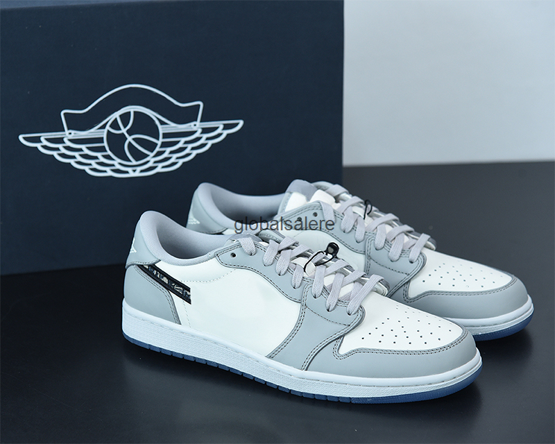 

Shoes High Quality Jumpman 1 Low Mens Womens Basketball Grey Black Fashion Sneakers CN8608-002, #1