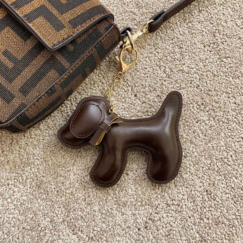 2022 Designer Crossbody Bags de la nouvelle mode de la mode féminine One Sac à main aisse messager petit sac carré Retro Letter Luxury Single Sac