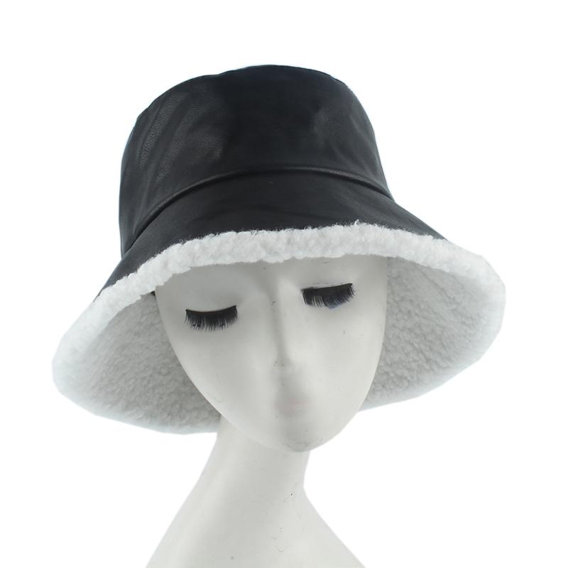 

Berets Panama Winter Hat Waterproof Faux Leather Bucket Warm Fleece Lambswool Fisherman Unisex Casual Fashion Hip Hop CapsBerets, Black
