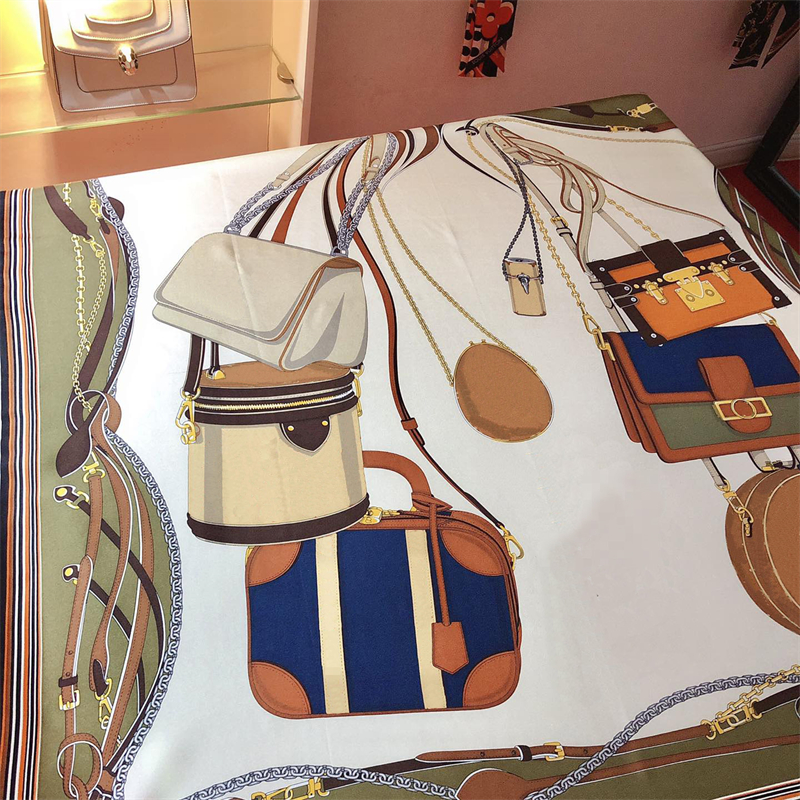 

Brand Designer Letter Print Silk Scarf Summer Square Ladies Hair Collar Fashion Scarfs Female Scarf Female Turban Shawl Turban