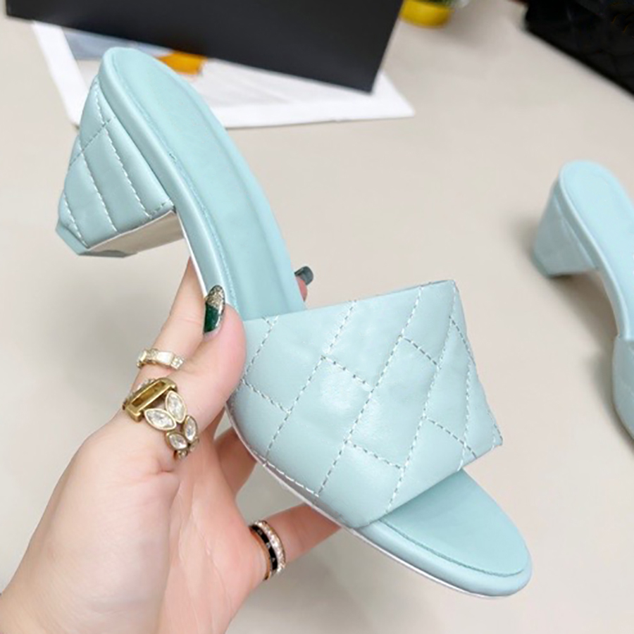Slippers Women's Sandals Designer 2022 Summer New Fashion All-Match Casual High-HeeledRound Head Flip Flops6699