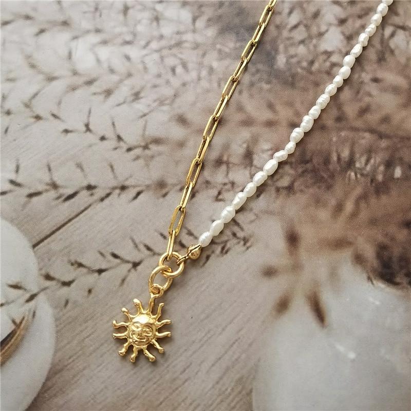 

Chokers Fashion Simple Half Chain Freshwater Pearl Sun Pendant Short NecklaceChokers