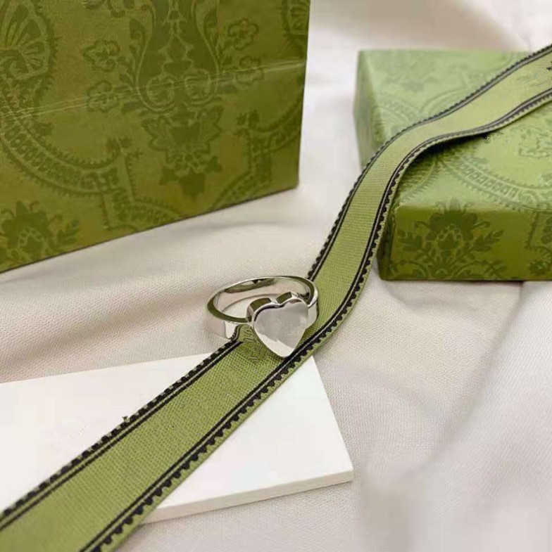 

2021 Designer Ring Fashion Heart Rings for Women Original Design Great Quality love Shaped Ring with box 1pcs NRJ1