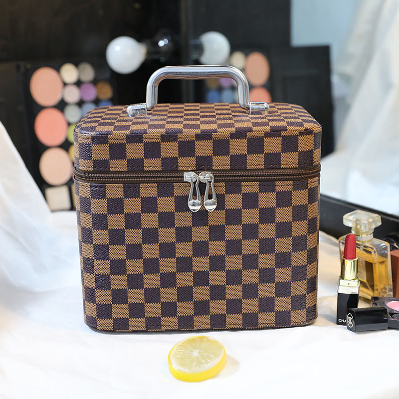 

high quality fashion Women Designer cosmetic bags organizer famous makeup bag travel pouch make up ladies cluch purses organizador toiletry zipper set, 3 white letters