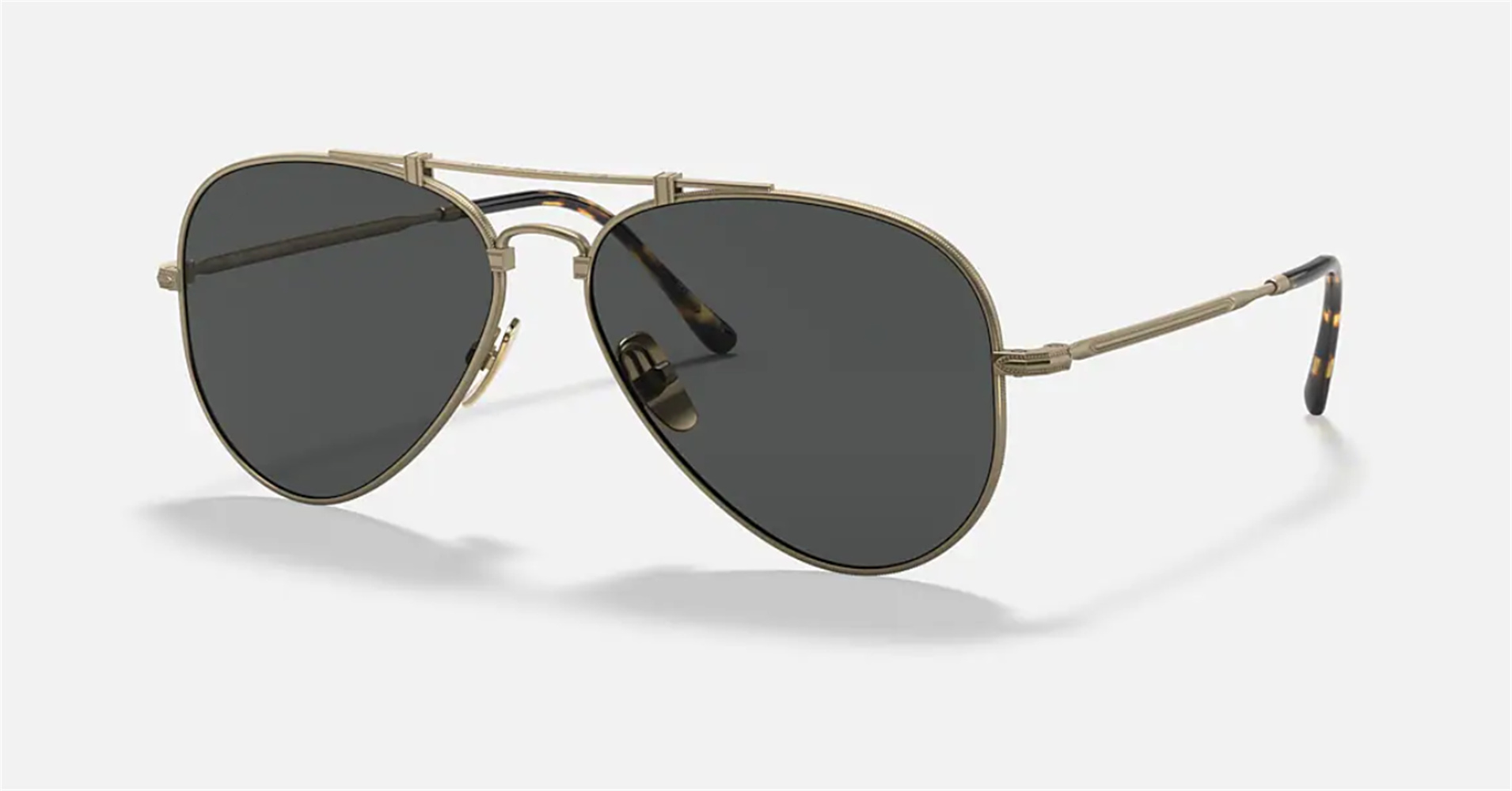 

Fashion sunglasses metal frame high-end brand men and women leisure outdoor beach travel visor pilot titanium