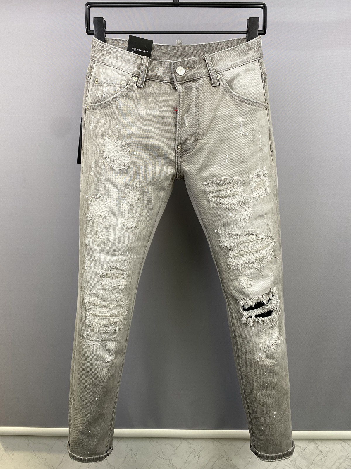 

New Men Jeans Hole Light Blue Dark gray Italy Brand Man Long Pants Trousers Streetwear denim Skinny Slim Straight Biker Jean for D2 Top quality 28-38 Size 9832, 9833