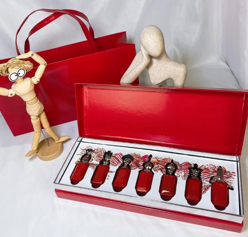 

Wholesale NEWEST coming beautiful lucky cat crown pineapple perfume red fragrance for women girl 90ml edp spray fast delivery Set Long Lasting Luxury Perfum Spray