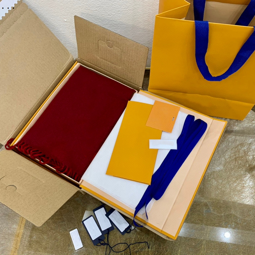 

100% Wool Long tassels Scarf Good quality Classic Letter Jacquard Designer shawl scarves Skin-friendly Warm Modeling versatile Luxury Winter Wholesale