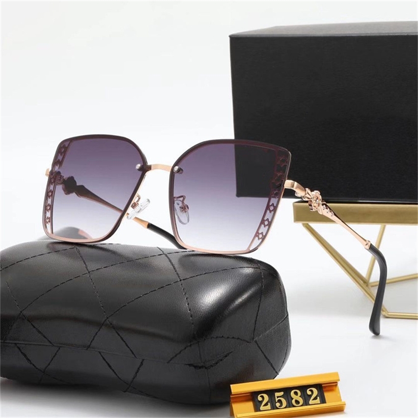 

new fashion women's Square Metal Sunglasses driving glasses sunglasses 2582