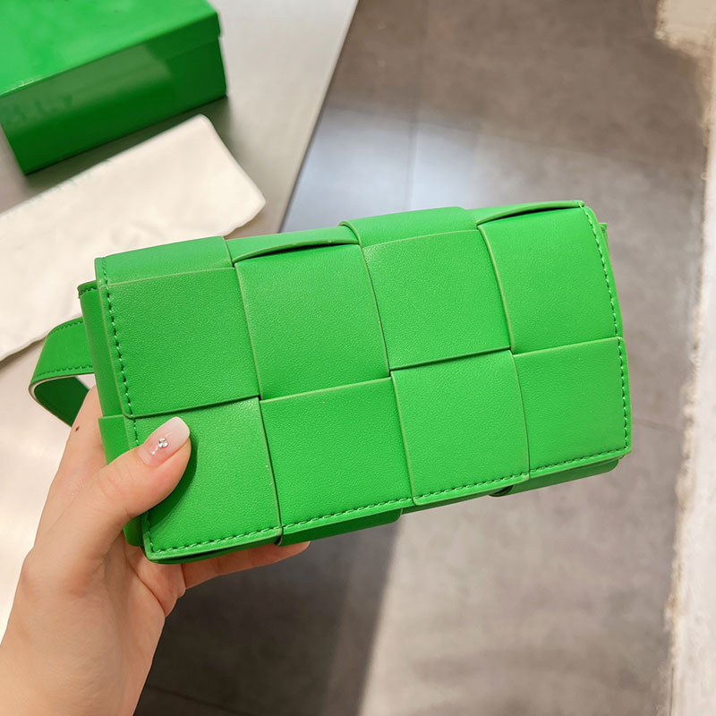 

Plaid Weave Handbags Check Waist Bags Women Crossbody Handbags Chest Bag Real Leather Flap Pillow Purse Flip Wallet Quality Adjustable Shoulder Strap