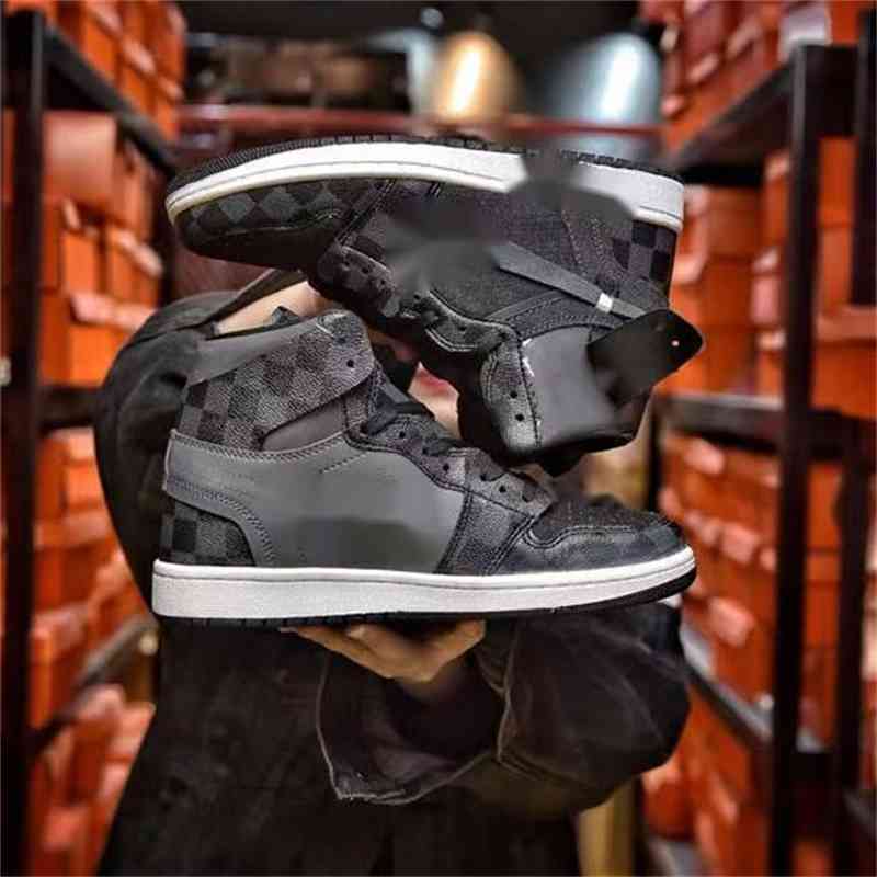 

Designer customized brand basketball shoes Sports Walking Shoes, Suitcase
