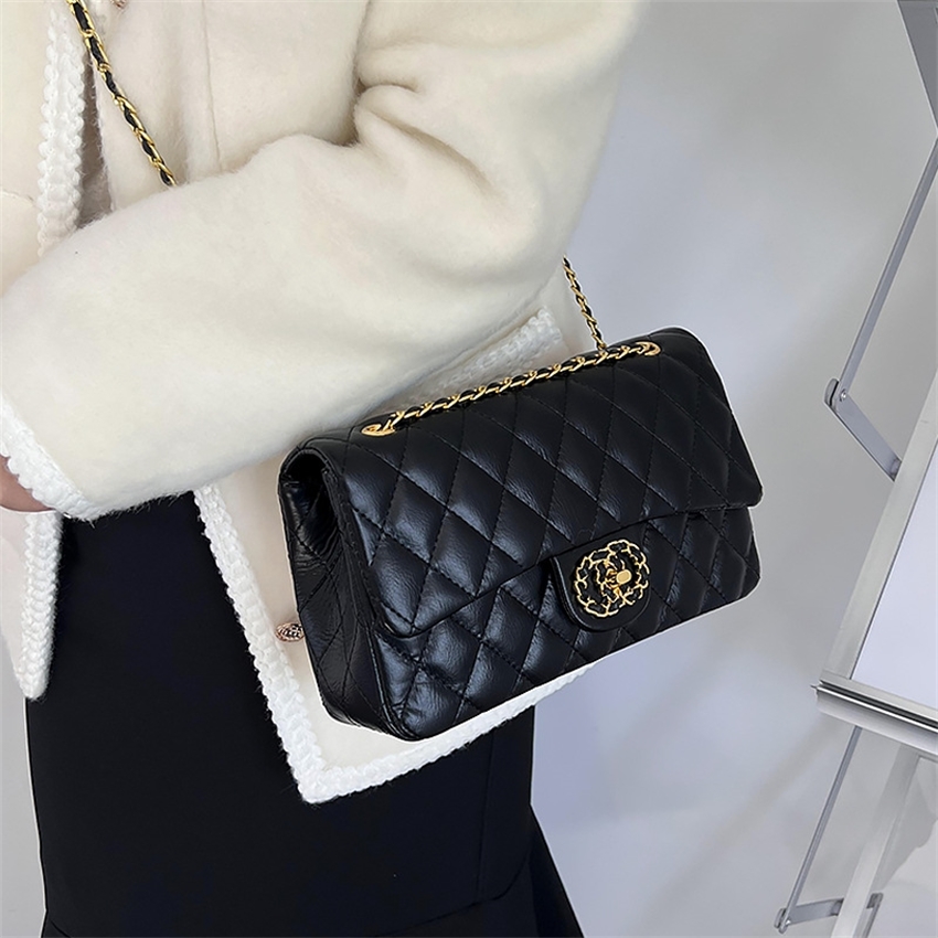 

60% OFF 2022 new trendy s Lingge chain women's Single Shoulder Messenger Bag Small temperament large capacity underarm bag, Sky blue