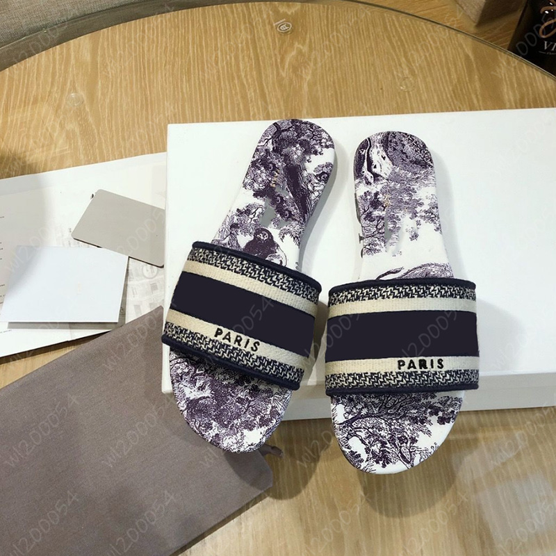 

Embroidered Slipper Women Designer Sandal Summer Beach Striped Causal Flip Flops Flat Slide Slippers Sandals Luxury Slides 2204281WU, D1