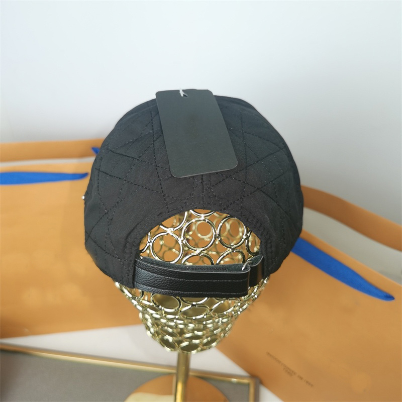 

Casquette Designer Women Ball Caps Winter Thick Windproof Street Hat Fashion Summer Hat With Logo Cortical Adjustment, Black