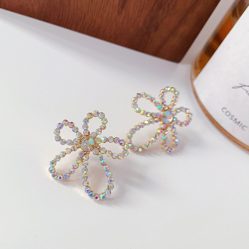 

Charm Earrings Niche original Design Pink Stud Earrings Alloy Material