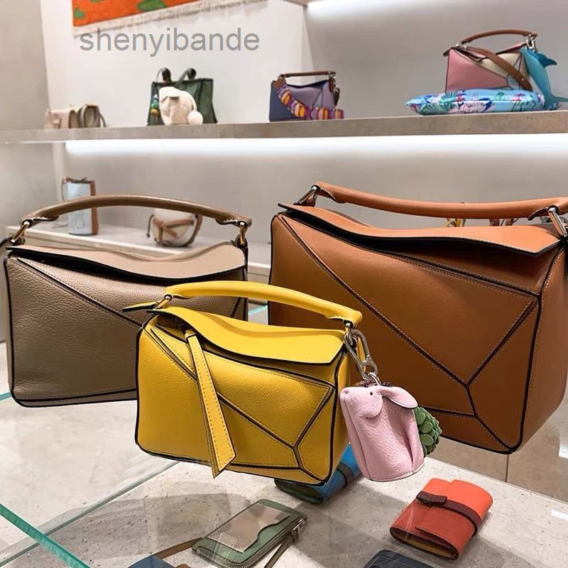 Luxurys Sac à bandoulière 2022 Sacs Loews'spuzzles Women Designer Handbag Puzzle Geometry Mini Lingge Leather Single Messenger Pi Ggon