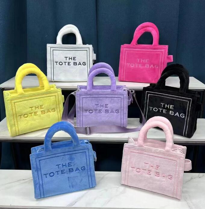 

Designer Bag 2022 Winter Plush Tote Bag High Quality Brand Bags Handbags Women Y220715, 04