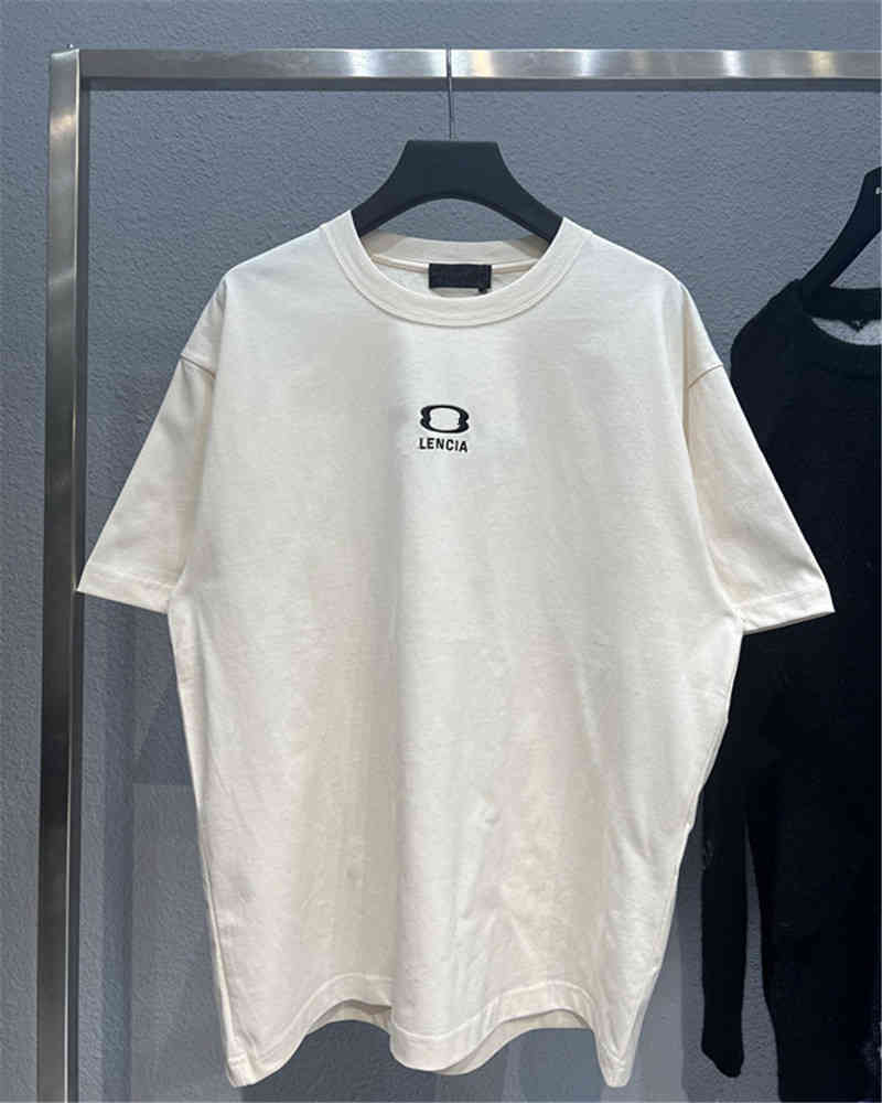 

Hip Hop Fashion Designer t Shirt Ins22ss Early Spring New Front Double Ring Embroidered Couple Os T-shirt Short Sleeve Tee 100% Cotton, Beige gray