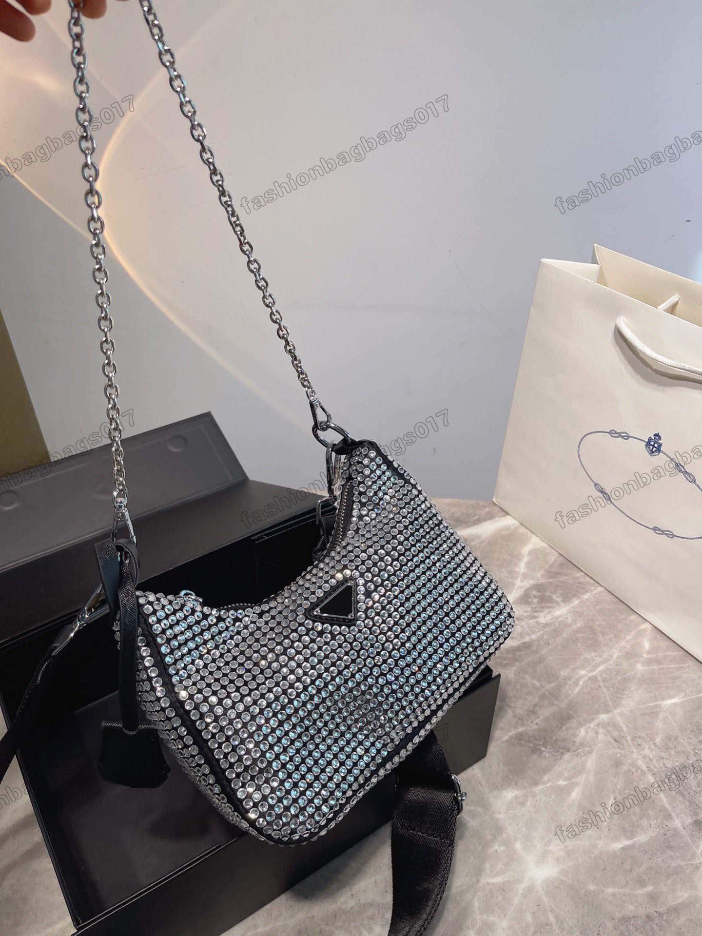 

22C Re-Edition 2005 Hobo Satin Crystal-Embellished Shoulder Bag Multi Pochette Designer Nylon Saffiano Leather 2pcs Crossbody With Removable Pouch Keychain