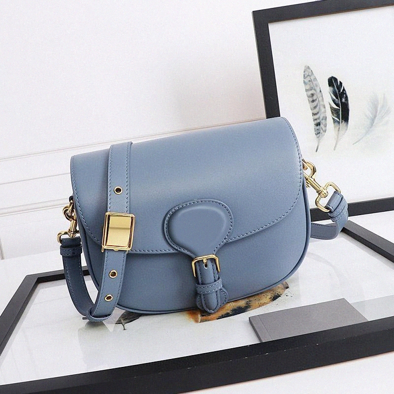 

2022 Latest Shoulder Bag Ladies Designer Luxury Portable Old Flower Retro Messenger Bag east west bobby K8v9# diors, Dust bag;single purchase does not send