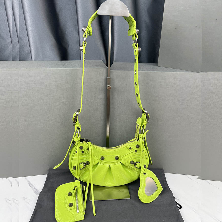 

Top Quality Women lady cool girl Le Cagole Motorcycle shoulder Bags luxury Designers Genuine leather crossbody clutch wallet purse Pochette, Green