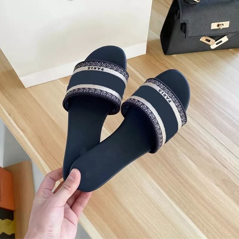 2022 Women luxury Designer Sandals Slippers Leather Summer Flat Slipper Embroidery fashion beach woman Big head Rainbow letters With Box