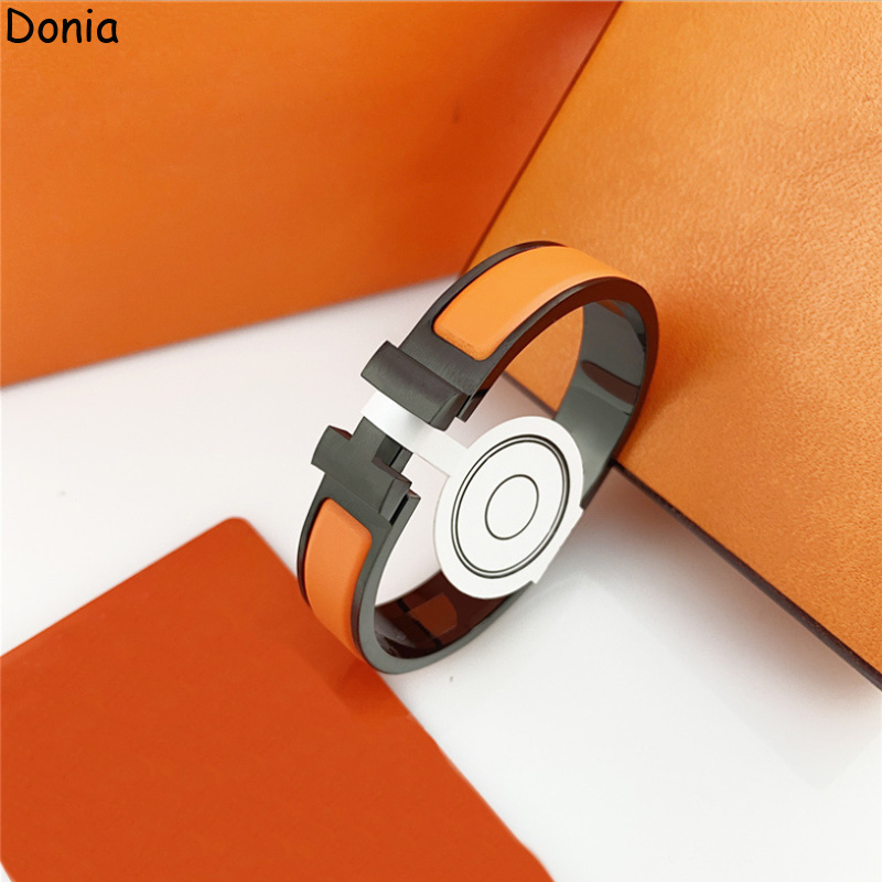 

Donia Jewelry Luxury Bangle European and American Fashion Enamel Brushed Black Titanium Steel Letter Bracelet with Bag