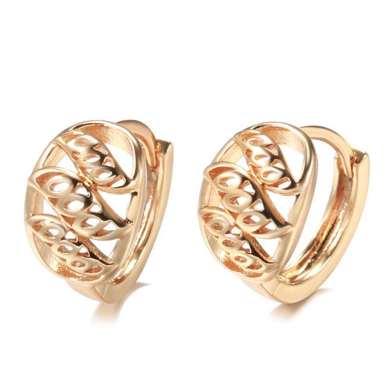 

Dangle & Chandelier European And American Ladies Simple Glossy Hollow Flower Hip Hop Fashionable Rose Gold EarringsDangle