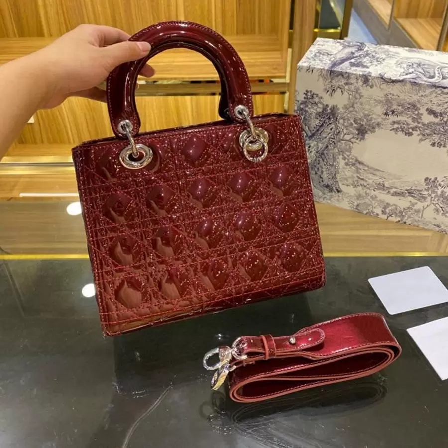 

Cherry Red Patent Leather Shoulder Bags Women Flap D Designers 5 Grid Handbags Crossbody Bag Big Size Medium Handbag Purses Wallet Black Cross Body Purse Lady Luxury, Make up the difference
