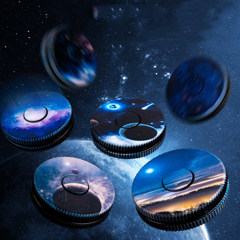 

Fidget Toys New Pipago Pop Coin Gyroscope Hand Push Star Sky Fingertip Gyroscope Creative Decompression Toy