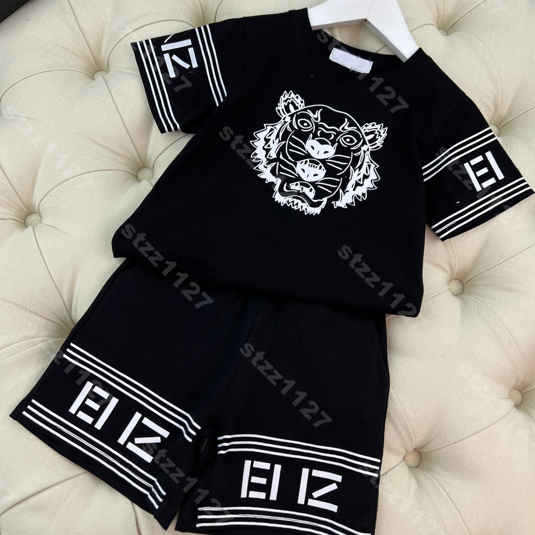 

Designer kids t shirts shorts set classic tiger head casual sports suit luxury tracksuit short sleeve tee sibling 2 piece suit size 100-160 children's clothing album a1