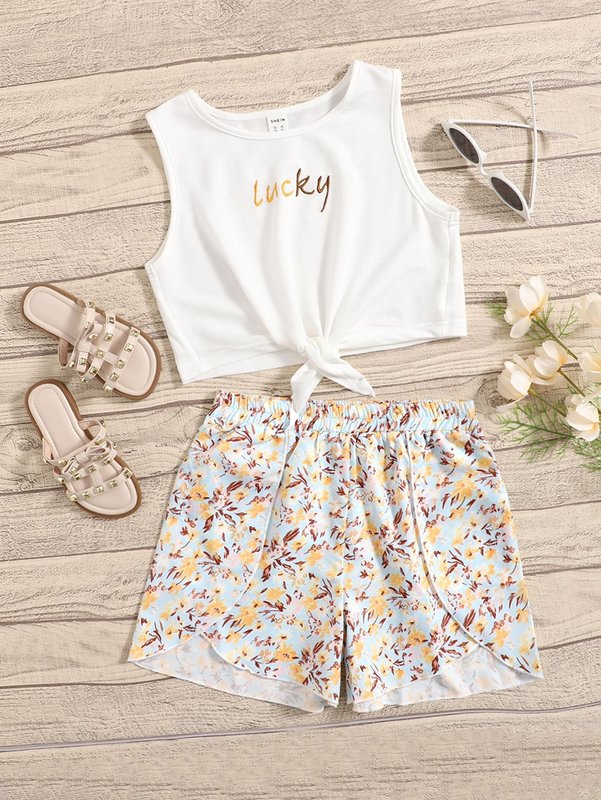 

Girls Letter Embroidery Tie Hem Tank Top & Floral Shorts Set SHE, Multicolor