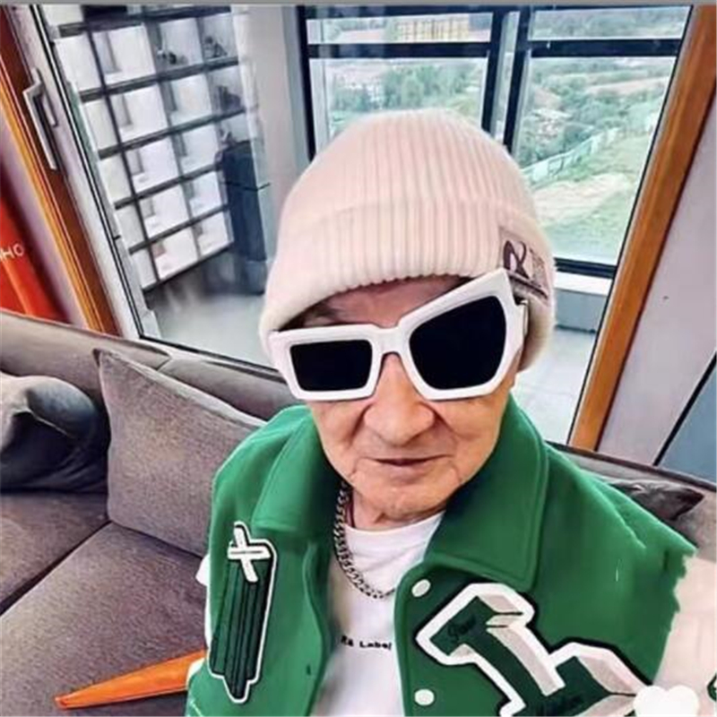 Personnalité des sourcils Tide Lunettes de soleil Femmes Hip Hop Beautiful Glasses Wholsale 10 De la vente de Visor Universal Mirror des hommes e