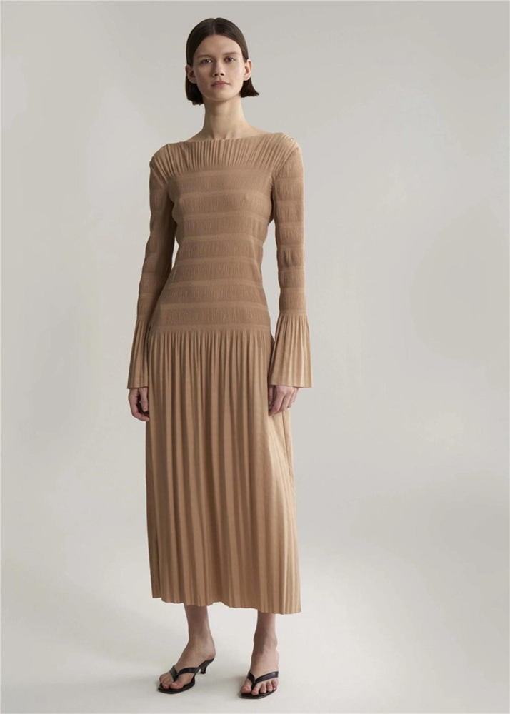 

Toteme Summer Women Dress Polyester Long Regular Sleeves Multi Colors Boat Neck Ankle-length High waist, Black