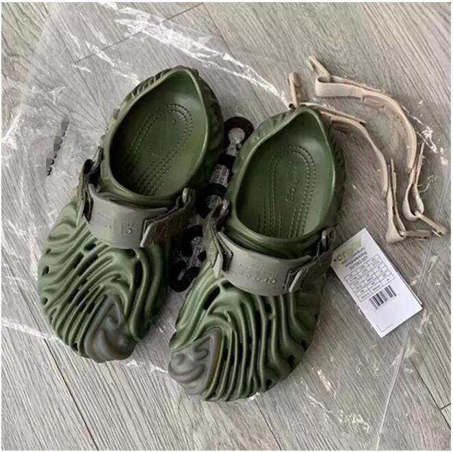 Designer Sandals glisse pour hommes pantoufles de femmes chaussures de luxe Pantoufle Flip Flops Platform Scuffs Sandales 35-45