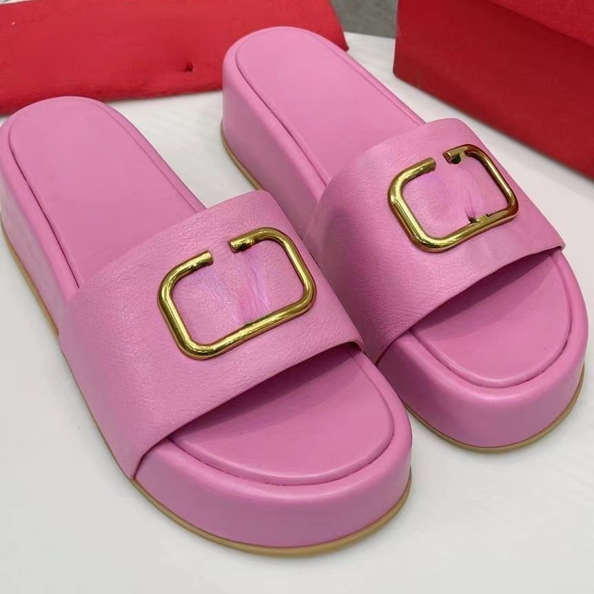 Pantoufles de mode - la dernière hauteur de semelle épaisse en cuir à boucle métallique warren, pantoufles d'extérieur de grandes marques en Euro