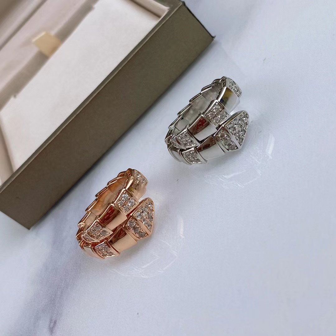 top Desingers Ring Men and Women Width and Narrow Version Luxurys Open Rings Easy to Deform Lady Silver Snake Plated Light Bone Full Diamond Patt