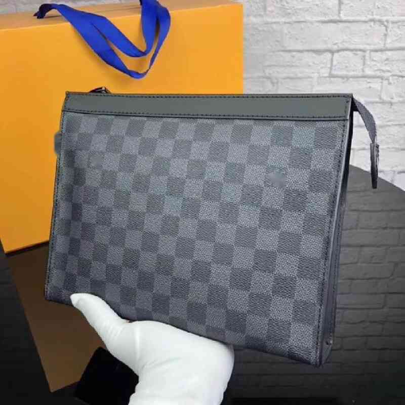 

1 GGs LVs Louiseity Viutonitys LOUISS VUTTONSs Luxury Brand Clutch Of Bags Hand Business Men The Support Board White Bag And Ma Spaciou Ogsf, Black and white5