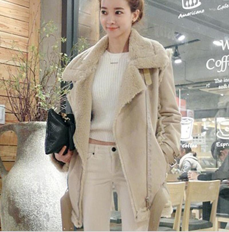 

Women's Fur & Faux European And American Winter Fashion Deerskin Jacket Women, Beige