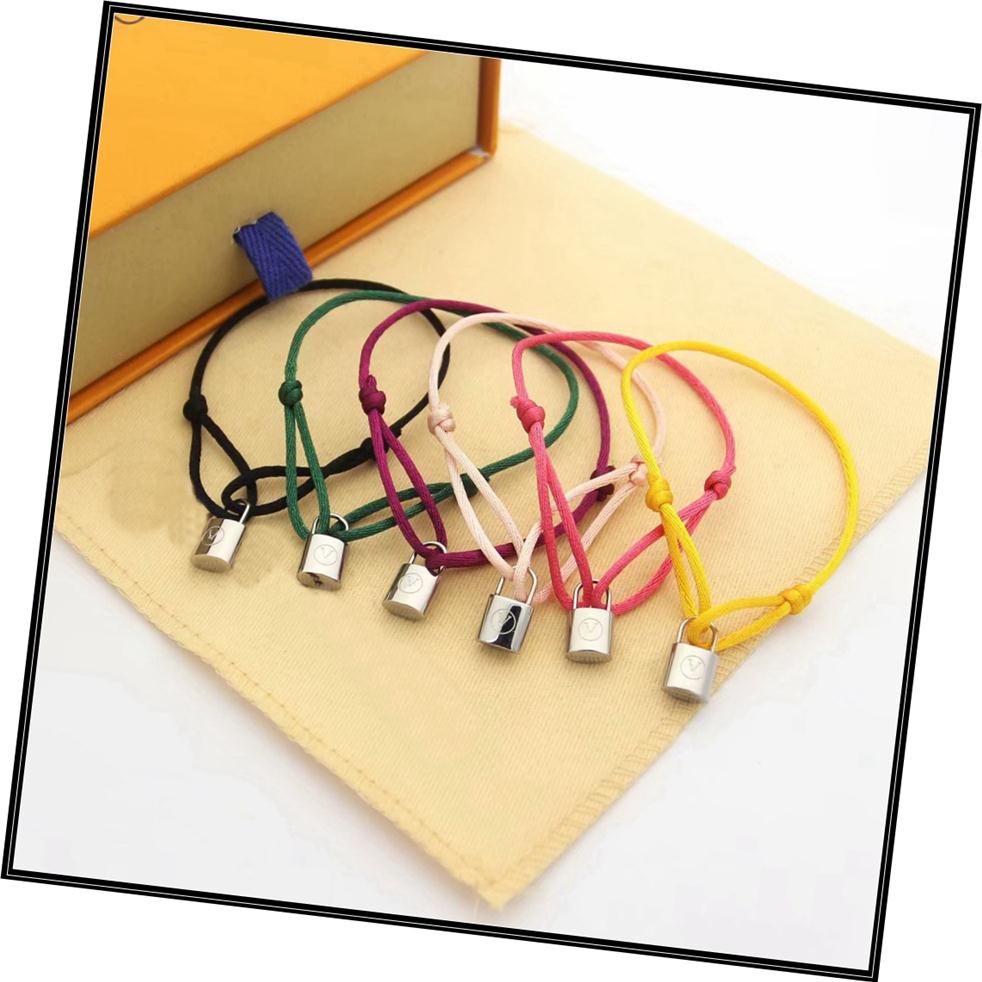 

Europe America Fashion Style Men Lady Women Silver Lockit Colour Nylon Cord Rope Bracelet Bangle With Engraved V Initials Lock Cha263N