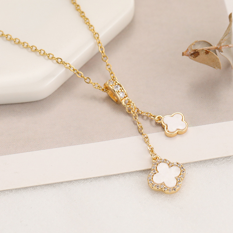 

Fashion Black White Four Leaf Clover Pendant Necklace High Quality Women Jewelry