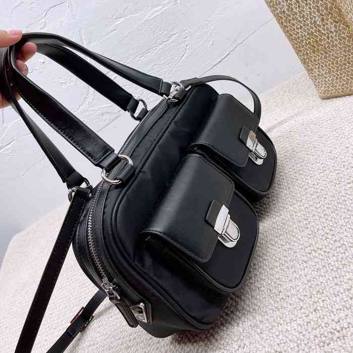 

Luxury Nylon Saffiano Leather Briefcase Purses Top Handle Satchel Handbags Crossbody Travel Work Shoulder Messenger Bag Designer Women's Bags, Red