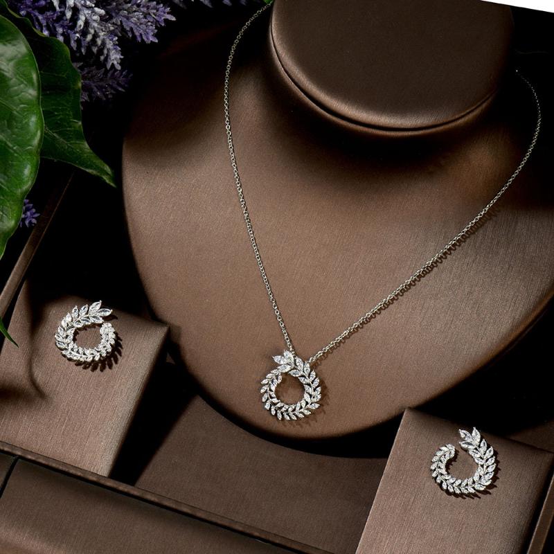 

Earrings & Necklace Fashion Silver Color Elegant Women CZ White Crystal Leaf And Pendant Jewelry Sets Party Gift N-280Earrings &Earrings, As pic