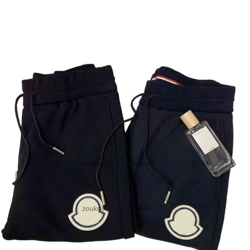 

High End New Products Monclair Embroidery Men's Temperament Fashionable Casual Pants Warm Slim Versatile Leggings Fashion, Black