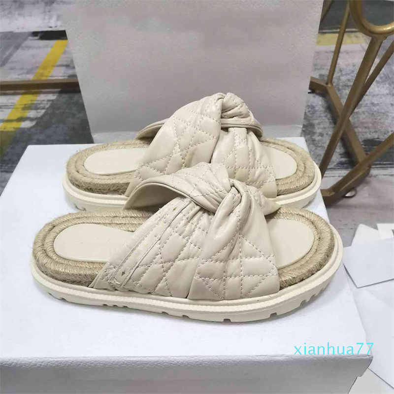 Luxury Designer platform slippers Letters Sandals Decorated High Quality Casual Women Fashion Die Embroidered 2022