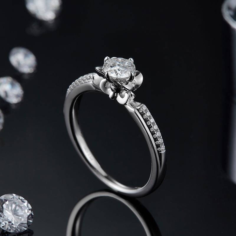 

Cluster Rings Sterling Moissanite Ring With White Gold Plating Diamond For Women Grade DCluster