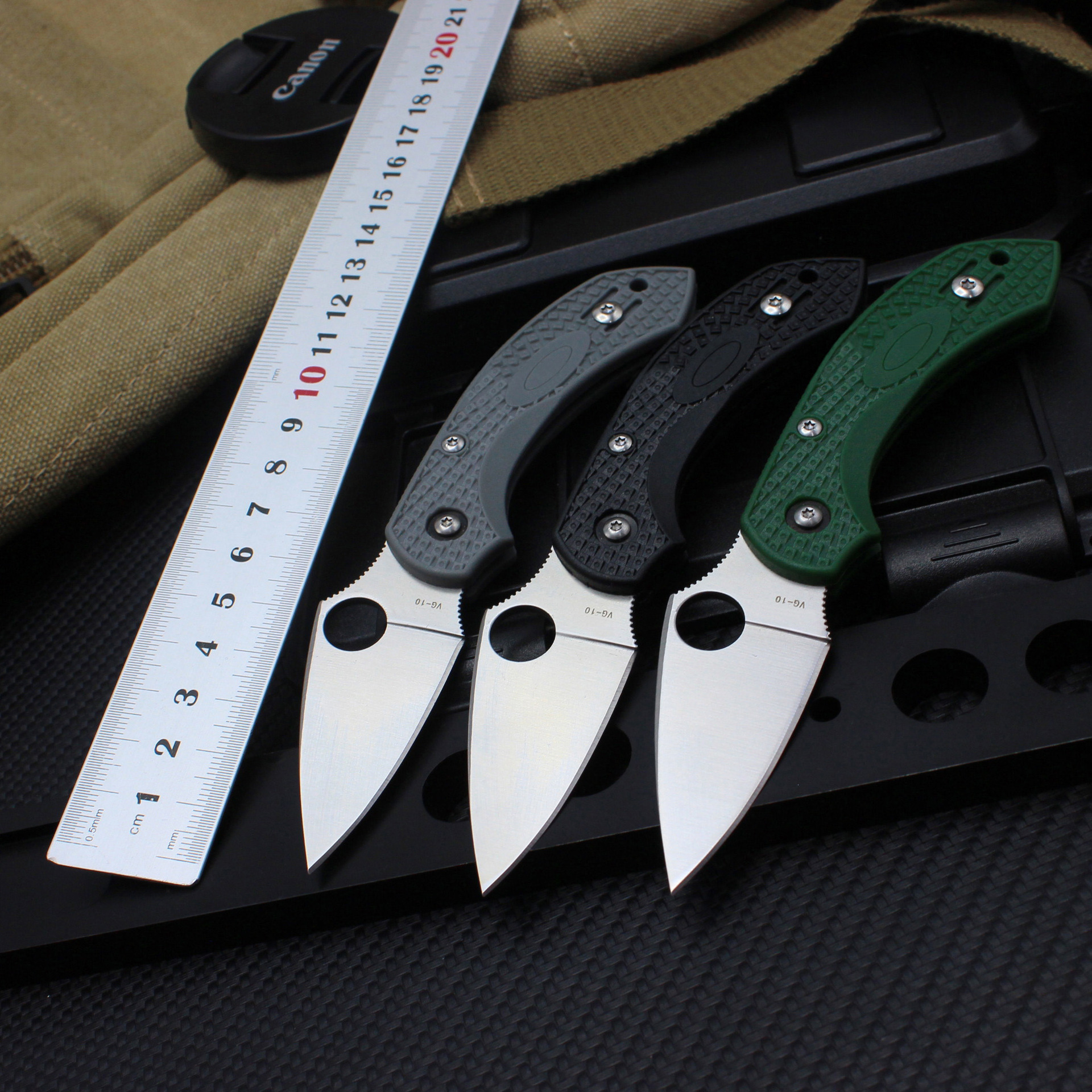 

C28 Outdoor Camping Survival Pocket Knives Rescue Utility EDC Tools