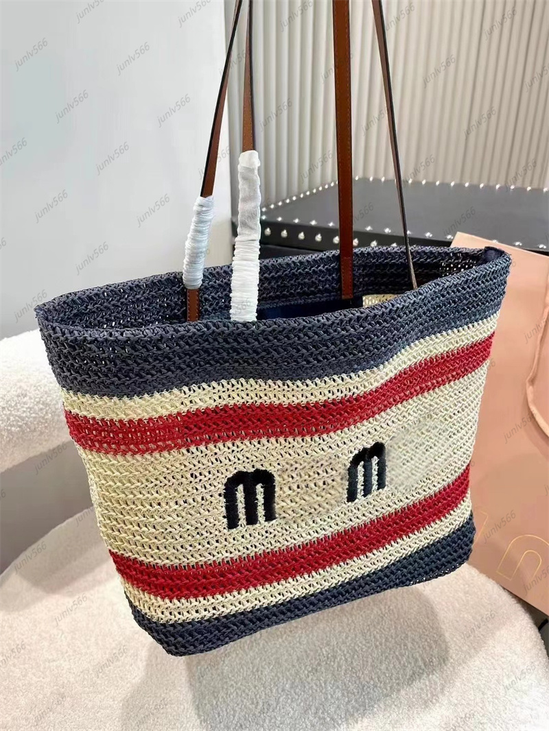 Celebrity runway model straw bag latest design simple and practical designer women's handbag 2021 wallet designed for young girls classic fashi